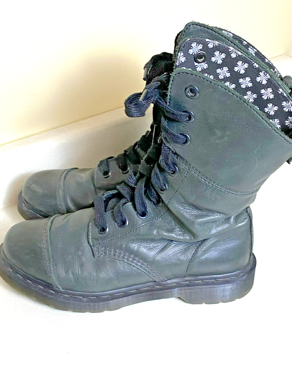 Dr Martens Aimilita Triumph Fold Down Combat Boots Dark Green Women's Sz 10
